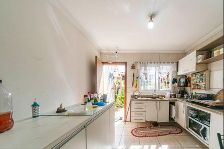 Casa para alugar com 130m², 3 quartos e 2 vagasCopa e Cozinha 