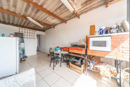 Casa para alugar com 130m², 3 quartos e 2 vagasCobertura