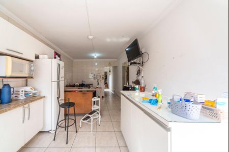 Casa para alugar com 130m², 3 quartos e 2 vagasCopa e Cozinha 