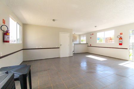 Apartamento para alugar com 42m², 2 quartos e sem vagaÁrea comum - Salão de festas