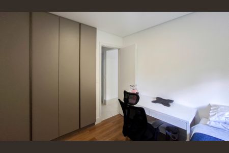 Quarto de apartamento para alugar com 3 quartos, 92m² em Lourdes, Belo Horizonte