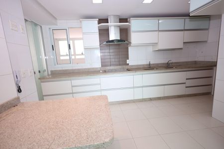 Apartamento para alugar com 160m², 4 quartos e 3 vagasCozinha