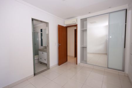 Apartamento para alugar com 160m², 4 quartos e 3 vagasQuarto 3