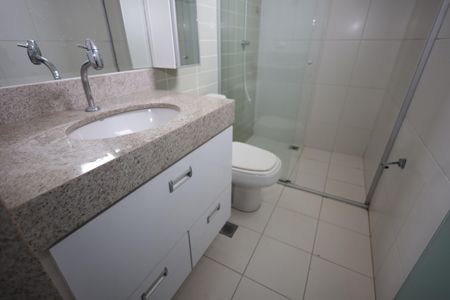 Apartamento para alugar com 160m², 4 quartos e 3 vagasBanheiro do Quarto 2