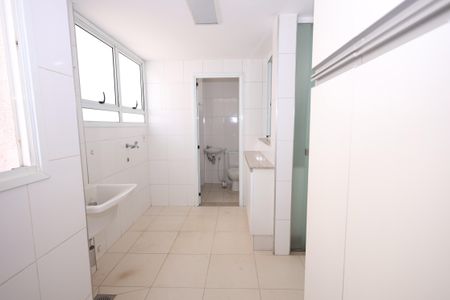 Apartamento para alugar com 160m², 4 quartos e 3 vagasÁrea de Serviço