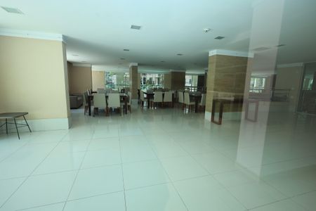 Apartamento para alugar com 160m², 4 quartos e 3 vagasÁrea comum - Salão de festas