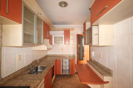 Apartamento à venda com 140m², 2 quartos e 1 vagaCozinha