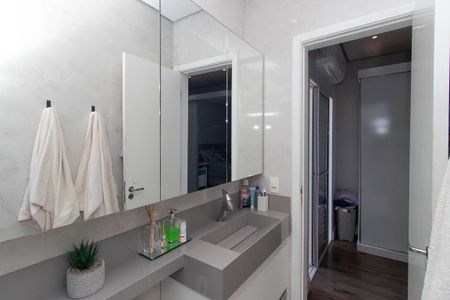 Casa à venda com 120m², 3 quartos e 3 vagasBanheiro da Suíte 1