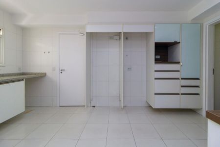 Apartamento à venda com 310m², 4 quartos e 4 vagas Apartamento à venda com 310m², 4 quartos e 4 vagasCozinha