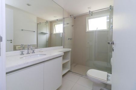 Apartamento à venda com 310m², 4 quartos e 4 vagas Apartamento à venda com 310m², 4 quartos e 4 vagasSuíte 2 - Banheiro