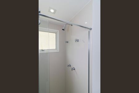 Apartamento à venda com 310m², 4 quartos e 4 vagas Apartamento à venda com 310m², 4 quartos e 4 vagasSuíte 3 - Banheiro