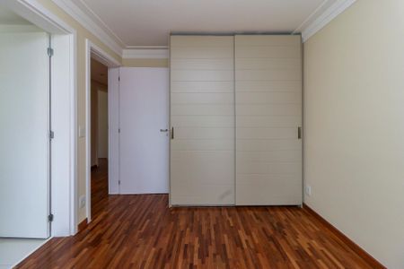 Apartamento à venda com 310m², 4 quartos e 4 vagas Apartamento à venda com 310m², 4 quartos e 4 vagasSuíte 4
