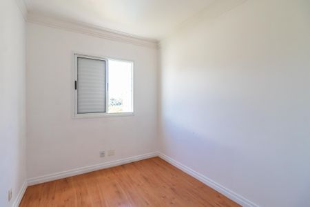 Quarto 1 de apartamento para alugar com 3 quartos, 72m² em Jardim Tupanci, Barueri