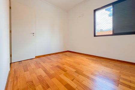 Apartamento à venda com 124m², 3 quartos e 2 vagasQuarto 2