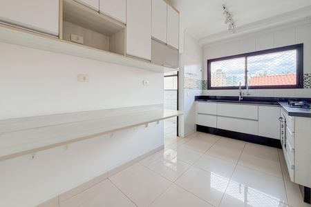 Apartamento à venda com 124m², 3 quartos e 2 vagasCozinha