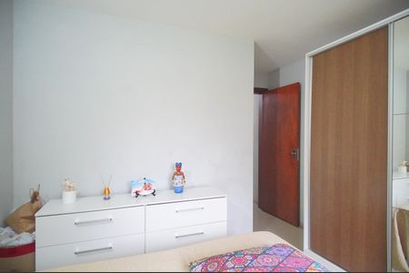 Casa à venda com 88m², 3 quartos e 2 vagasQuarto 1