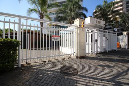 Apartamento à venda com 173m², 3 quartos e 2 vagasFachada