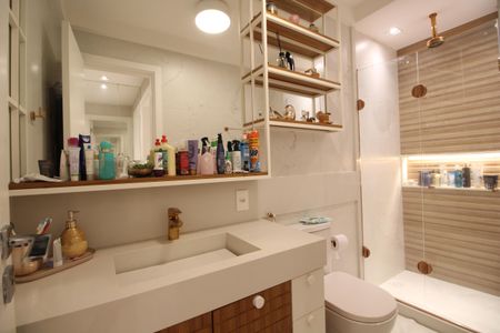 Apartamento à venda com 173m², 3 quartos e 2 vagasBanheiro Social