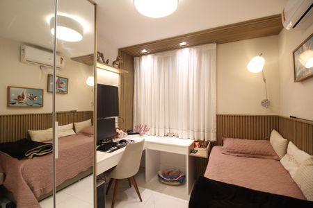 Apartamento à venda com 173m², 3 quartos e 2 vagasQuarto 1