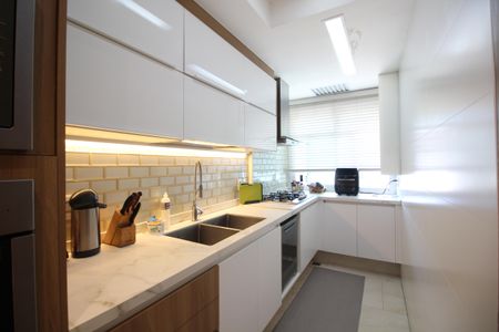 Apartamento à venda com 173m², 3 quartos e 2 vagasCozinha