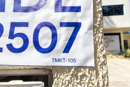 Casa de condomínio para alugar com 218m², 4 quartos e 4 vagasplaca