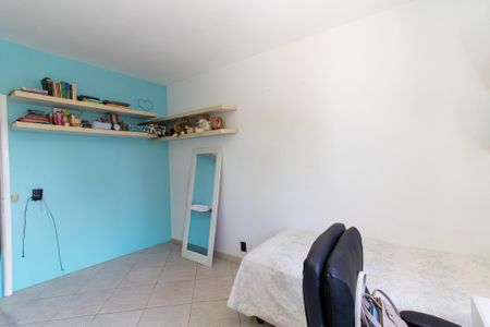 Casa de condomínio para alugar com 218m², 4 quartos e 4 vagasQuarto 4