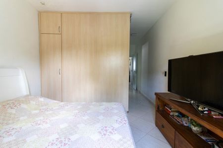 Casa de condomínio para alugar com 218m², 4 quartos e 4 vagasSuite