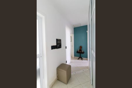 Casa de condomínio para alugar com 218m², 4 quartos e 4 vagasCorredor