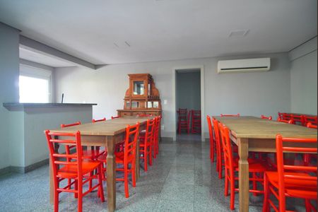 Apartamento para alugar com 75m², 2 quartos e 1 vagaÁrea Comum - Salão de Festas