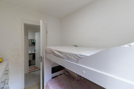 Quarto 1 de apartamento para alugar com 2 quartos, 41m² em Jardim Santa Teresinha, São Paulo