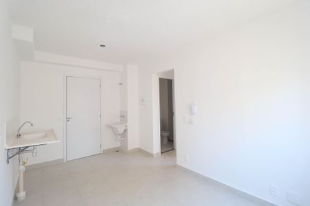 Sala / Cozinha / Área de serviço de apartamento para alugar com 2 quartos, 35m² em Parque Novo Mundo, São Paulo