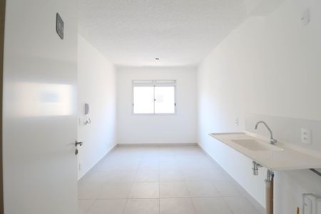 Sala / Cozinha / Área de serviço de apartamento para alugar com 2 quartos, 35m² em Parque Novo Mundo, São Paulo