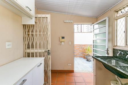 Casa à venda com 280m², 4 quartos e 4 vagasÁrea de Serviço