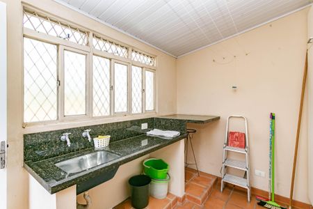 Casa à venda com 280m², 4 quartos e 4 vagasÁrea de Serviço