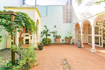Casa à venda com 280m², 4 quartos e 4 vagasQuintal