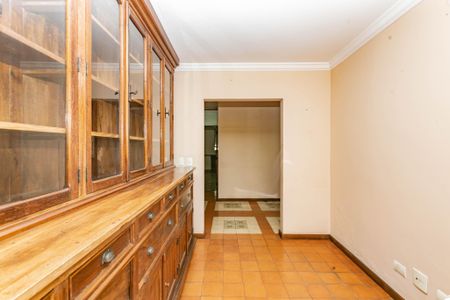 Sala de casa à venda com 4 quartos, 280m² em Bosque da Saúde, São Paulo