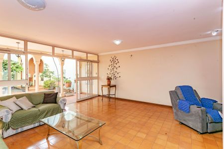 Sala de casa à venda com 4 quartos, 280m² em Bosque da Saúde, São Paulo