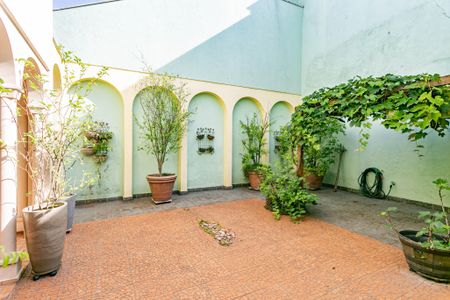 Casa à venda com 280m², 4 quartos e 4 vagasQuintal