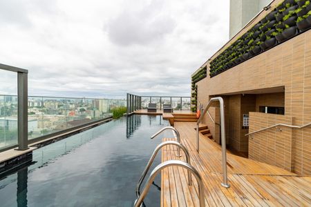 Apartamento para alugar com 93m², 1 quarto e 1 vagaÁrea comum - Piscina