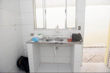 Casa para alugar com 40m², 2 quartos e 2 vagasSala/Cozinha