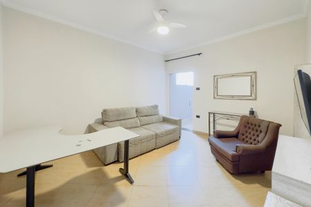 Casa para alugar com 2 quartos, 110m² em Jardim das Industrias, Jacareí