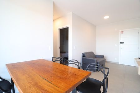 Apartamento para alugar com 70m², 2 quartos e 2 vagasSala