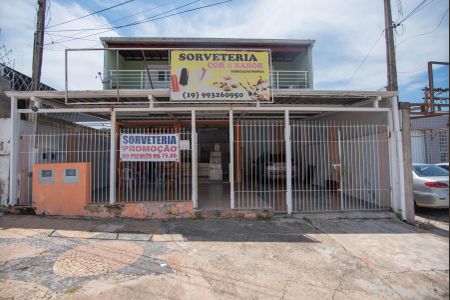 Casa à venda com 322m², 1 quarto e 1 vagaFachada