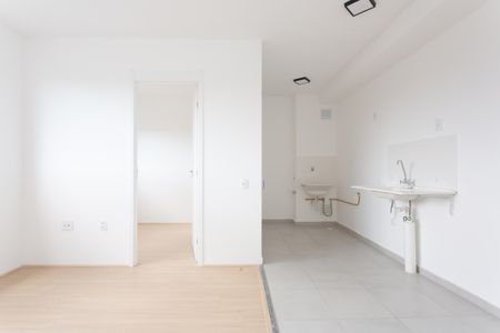 Sala de apartamento para alugar com 2 quartos, 35m² em Jardim Helena, São Paulo