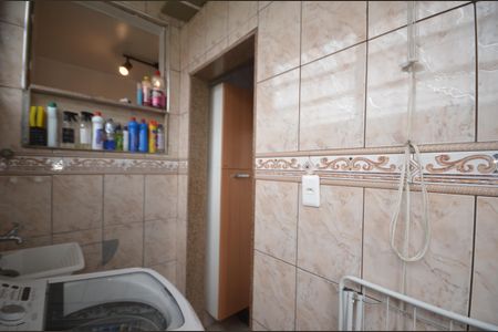 Apartamento para alugar com 60m², 2 quartos e 1 vagaÁrea de Serviço