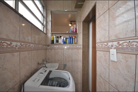 Apartamento para alugar com 60m², 2 quartos e 1 vagaÁrea de Serviço