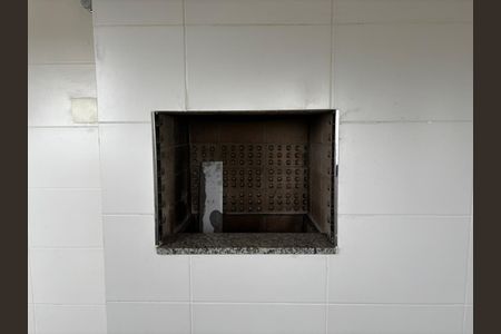 Apartamento à venda com 43m², 2 quartos e 1 vaga Apartamento à venda com 43m², 2 quartos e 1 vagachurrasqueira