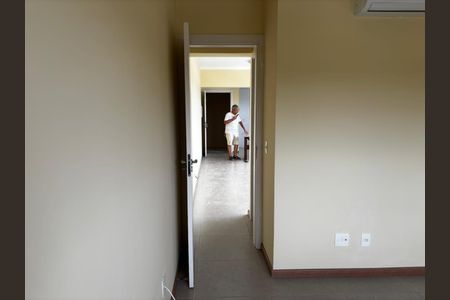 Apartamento à venda com 43m², 2 quartos e 1 vaga Apartamento à venda com 43m², 2 quartos e 1 vagacorredor