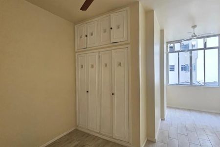 Apartamento à venda com 2 quartos, 56m² em Copacabana, Rio de Janeiro