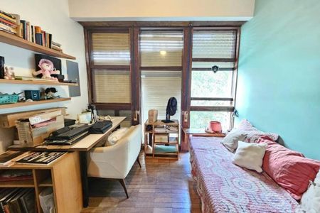 Apartamento à venda com 140m², 4 quartos e 1 vaga